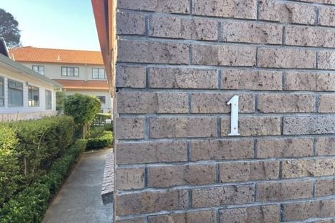 Photo of property in 1/206 Devonport Road, Tauranga, 3110