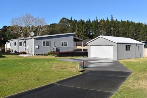 Photo of property in 4a Beachcomber Road, Mangawhai Heads, Mangawhai, 0505