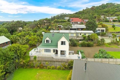 Photo of property in 4 Edwin Mitchelson Road, Muriwai, Waimauku, 0881