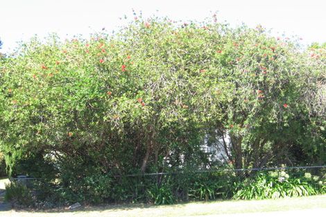 Photo of property in 1/485 Beach Road, Murrays Bay, Auckland, 0630