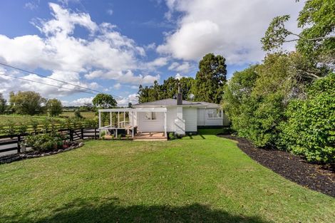 Photo of property in 118 Riverhead Road, Kumeu, 0892