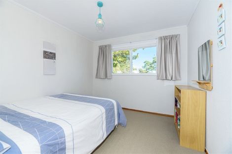 Photo of property in 60 Fairdene Avenue, Henderson, Auckland, 0610