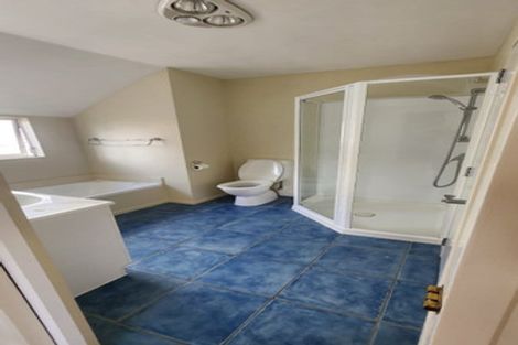 Photo of property in 15 Kopiko Way, Brooklyn, Wellington, 6021