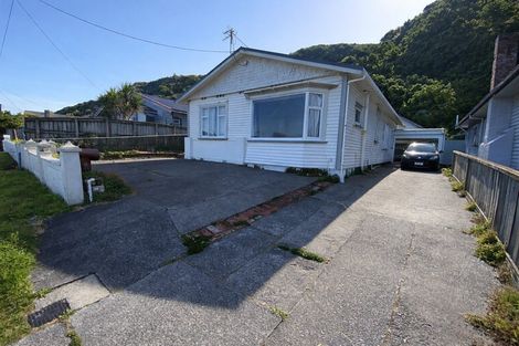 Photo of property in 45 Moa Point Road, Moa Point, Wellington, 6022