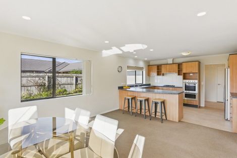 Photo of property in 80 Regent Drive, Paraparaumu Beach, Paraparaumu, 5032