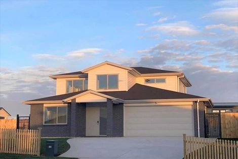 Photo of property in 10 Hapukupuku Avenue, Beachlands, Auckland, 2018