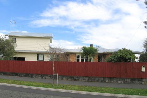 Photo of property in 1 Hugh Place, St Andrews, Hamilton, 3200