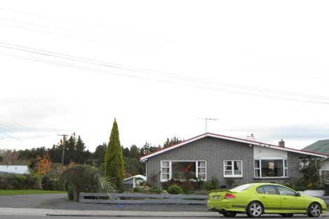 Photo of property in 246 Clyde Street, Balclutha, 9230