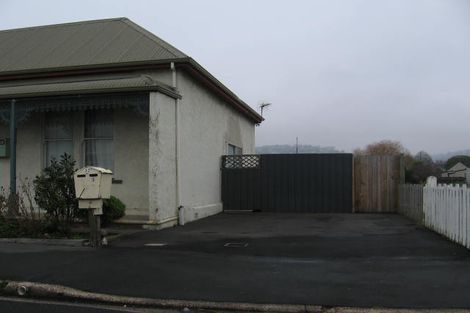 Photo of property in 32 Cutten Street, South Dunedin, Dunedin, 9012