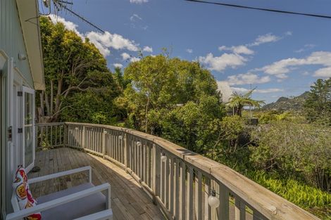 Photo of property in 4 Ocean Beach Road, Tairua, 3508