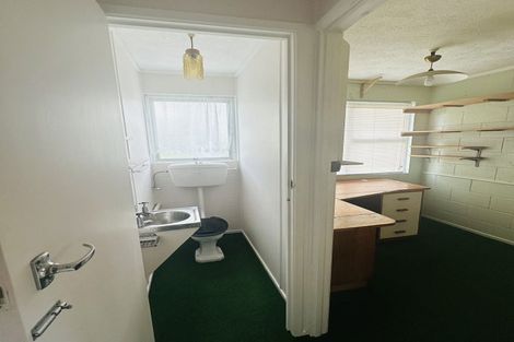 Photo of property in 17 Toroa Street, Torbay, Auckland, 0630