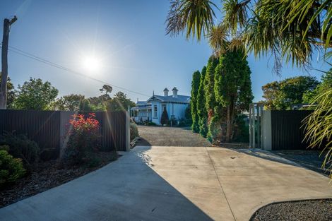 Photo of property in 170a High Street, Bulls, 4818