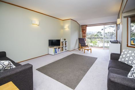 Photo of property in 299 Titirangi Road, Titirangi, Auckland, 0604