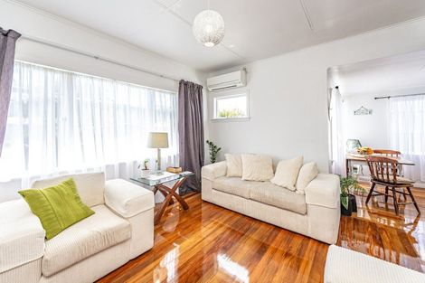 Photo of property in 2 Hodge Place, Aramoho, Whanganui, 4500