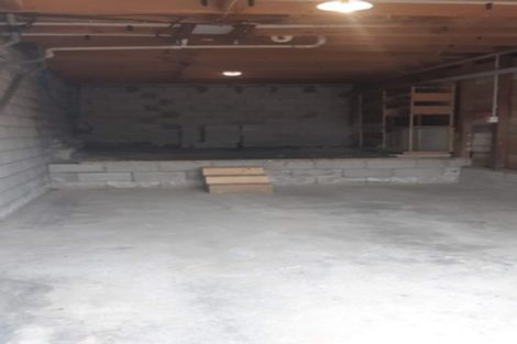 Photo of property in 1/31 Marcel Place, Glenfield, Auckland, 0629