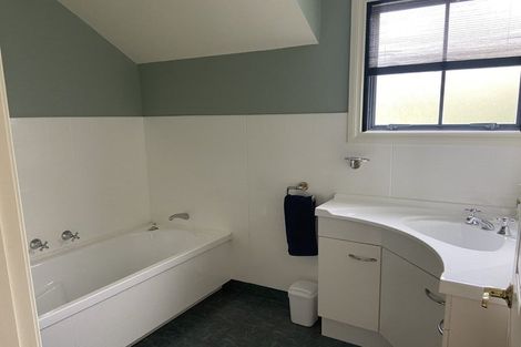 Photo of property in 30 Ocean Park, Wainui, Gisborne, 4010