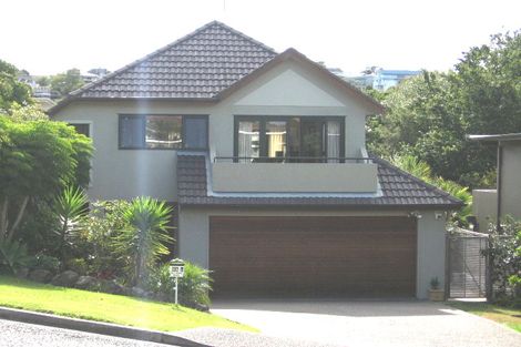 Photo of property in 2/24 Penning Road, Castor Bay, Auckland, 0620
