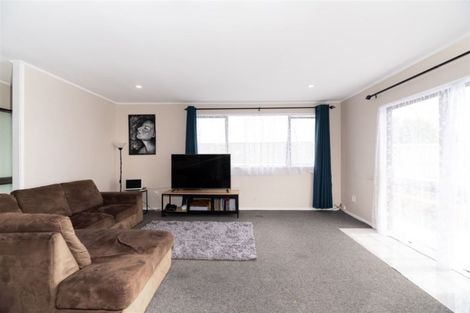 Photo of property in 33 Danube Lane, Glen Eden, Auckland, 0602