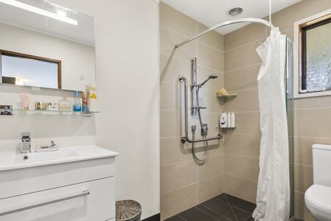 Photo of property in 2 Franklin Street, Dalmore, Dunedin, 9010