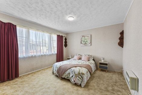 Photo of property in 92 California Drive, Totara Park, Upper Hutt, 5018