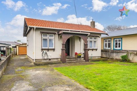 Photo of property in 12 Heath Grove, Waiwhetu, Lower Hutt, 5010