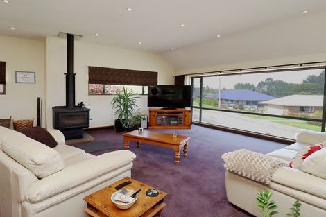 Photo of property in 12 Grove Avenue, Weston, Oamaru, 9401