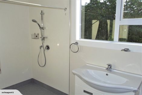 Photo of property in 156 Frankley Road, Frankleigh Park, New Plymouth, 4310