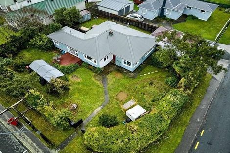 Photo of property in 168 Wellington Road, Wainuiomata, Lower Hutt, 5014