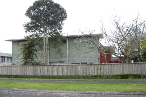 Photo of property in 6 Kowhai Street, Inglewood, 4330