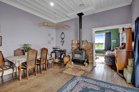 Photo of property in 11 High Street, Eltham, 4322