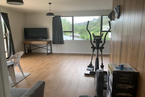 Photo of property in 1/20 Delshaw Avenue, Stanmore Bay, Whangaparaoa, 0932