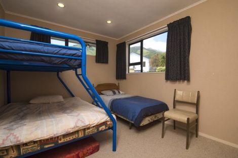 Photo of property in 243a Waikawa Road, Waikawa, Picton, 7220