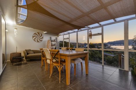 Photo of property in 9 Ayr Place, Papakowhai, Porirua, 5024