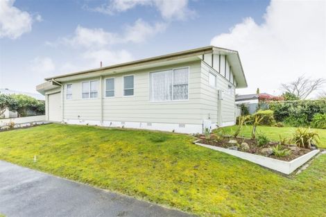 Photo of property in 35 Buick Crescent, Awapuni, Palmerston North, 4412