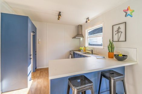 Photo of property in 7 Ruthven Road, Wainuiomata, Lower Hutt, 5014