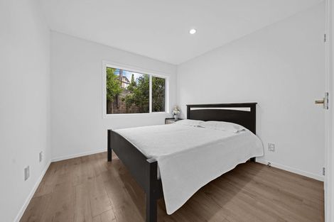Photo of property in 110 Keri Vista Rise, Papakura, 2110