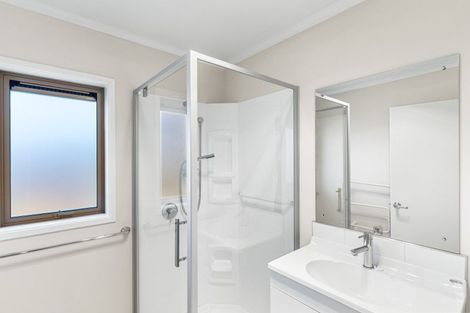 Photo of property in 1/81 Royal Park Drive, Parklands, Christchurch, 8083