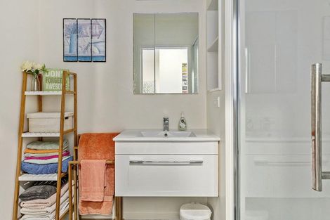 Photo of property in 128 Conclusion Street, Ascot Park, Porirua, 5024