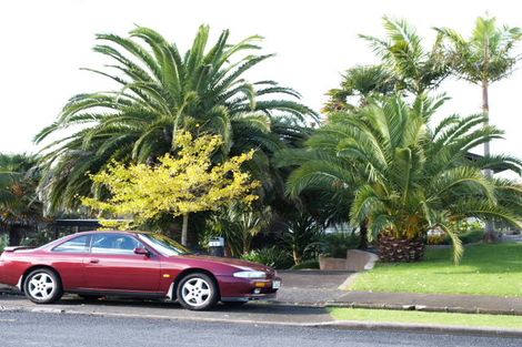 Photo of property in 69 Churchill Road, Cockle Bay, Auckland, 2014