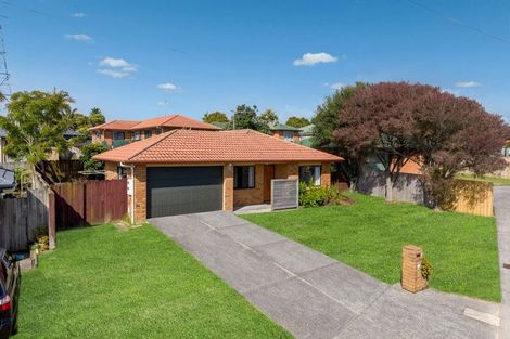 Photo of property in 6 Edingale Court, Flat Bush, Auckland, 2019