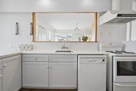 Photo of property in 210 Taita Drive, Avalon, Lower Hutt, 5011