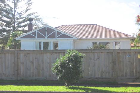 Photo of property in 1/37 Garelja Road, Henderson, Auckland, 0612