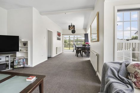 Photo of property in 30 Strathmore Avenue, Strathmore Park, Wellington, 6022