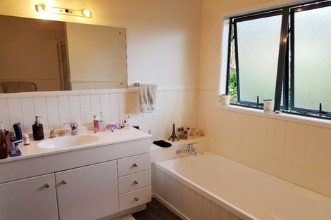 Photo of property in 171b Titirangi Road, New Lynn, Auckland, 0600