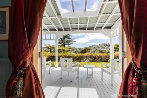 Photo of property in 25 Fairview Crescent, Kelburn, Wellington, 6012