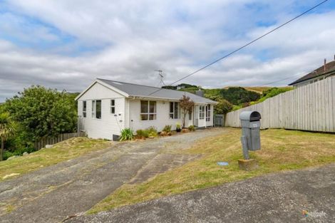 Photo of property in 21 Hiwi Crescent, Titahi Bay, Porirua, 5022