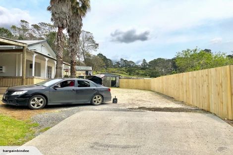 Photo of property in 15 Waitakere Road, Waitakere, Auckland, 0816