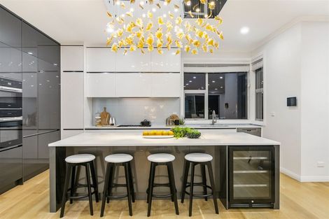 Photo of property in 11 Gulf Crest, Bucklands Beach, Auckland, 2012