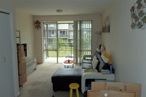 Photo of property in 3/25 Opito Way, East Tamaki, Auckland, 2013