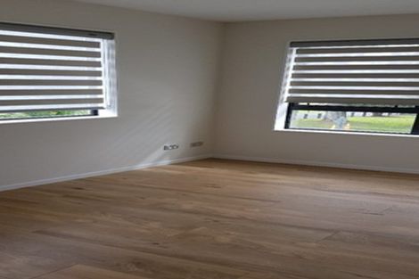 Photo of property in 9a Becroft Drive, Forrest Hill, Auckland, 0620